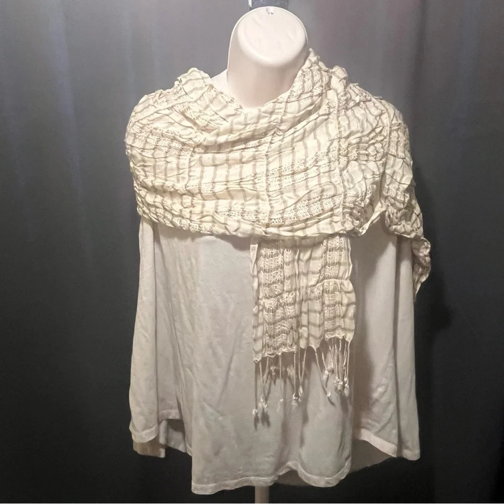 *FREE‎ with bundle! Set Cream Textured Scarf w taupe stripes & olive color.